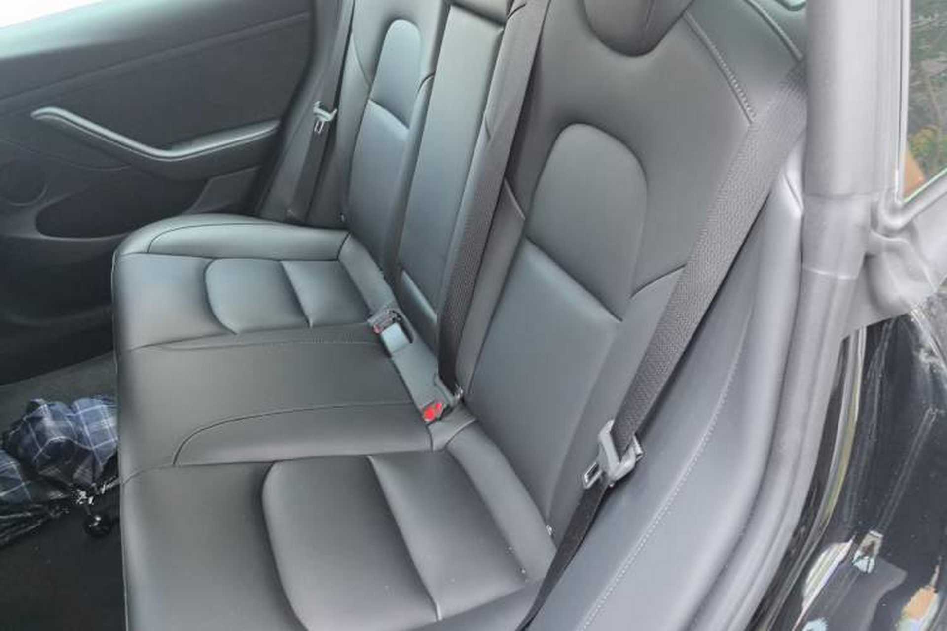 Used Tesla Model 3 2022 Rear-Wheel-Drive Version Interior 4