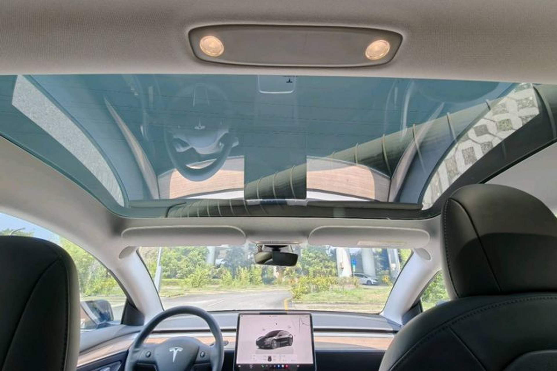 Used Tesla Model 3 2022 Rear-Wheel-Drive Version Interior 4