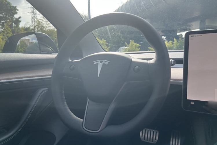 Used Tesla Model 3 2022 Performance High-Performance All-Wheel-Drive Version Interior 4