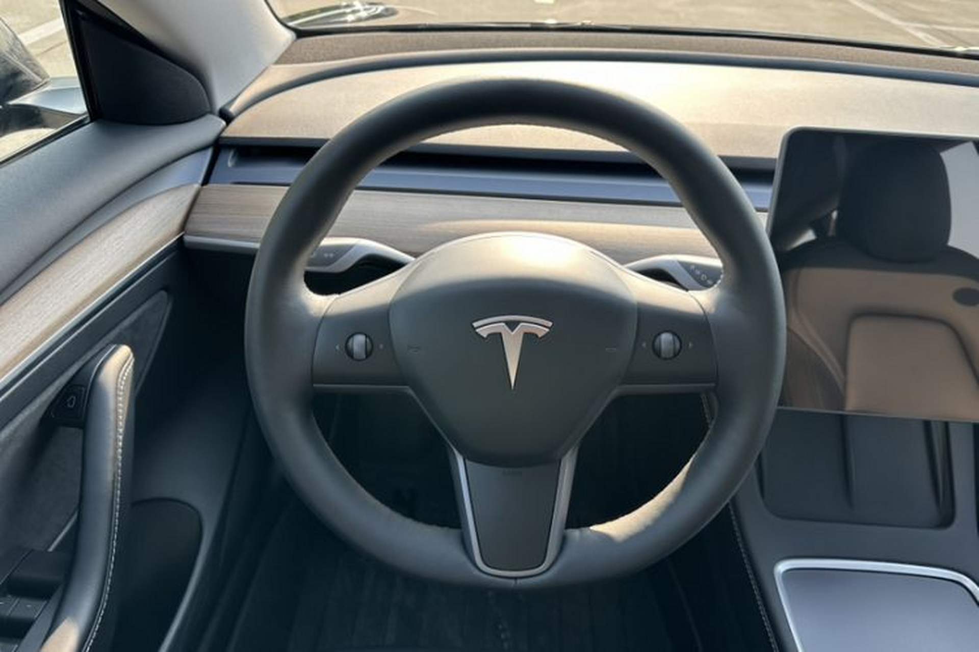 Used Tesla Model 3 2022 Rear-Wheel-Drive Version Interior 4