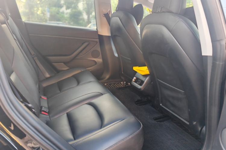 Used Tesla Model 3 2022 Rear-Wheel-Drive Version Interior 4