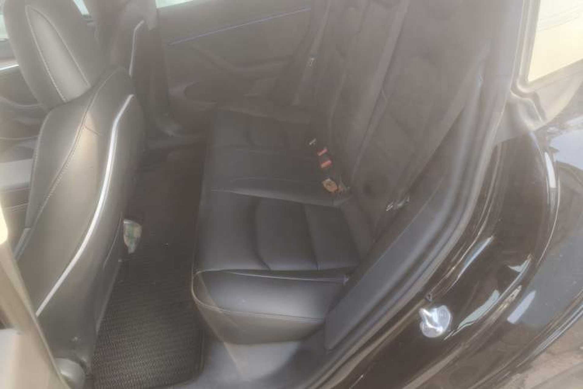 Used Tesla Model 3 2022 Rear-Wheel-Drive Version Interior 4