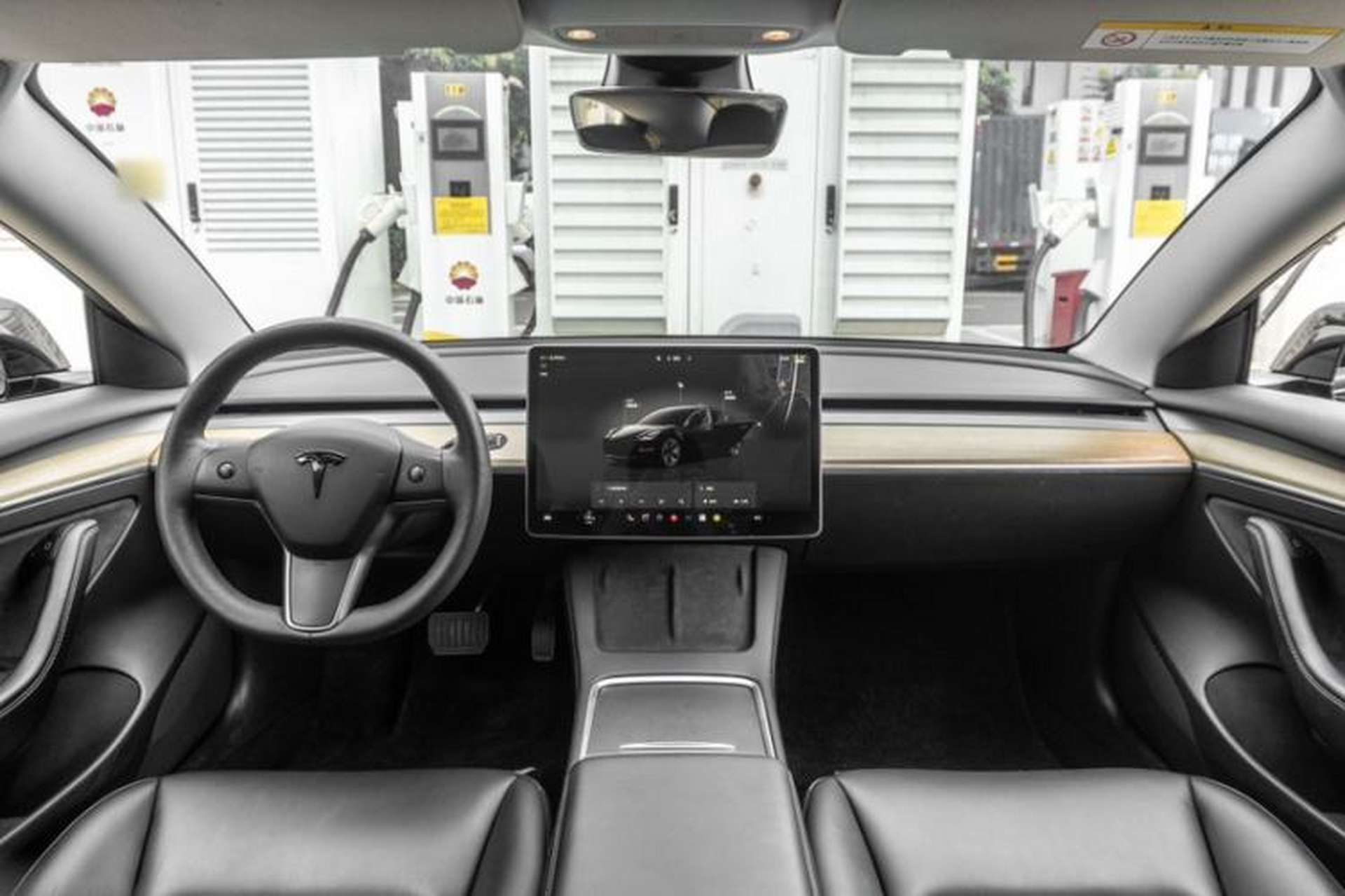 Used Tesla Model 3 2022 Rear-Wheel-Drive Version Interior 4