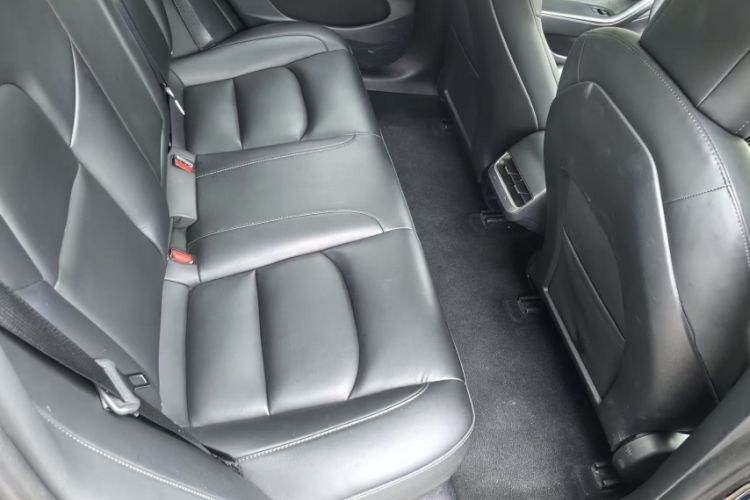 Used Tesla Model 3 2022 Rear-Wheel-Drive Version Interior 5
