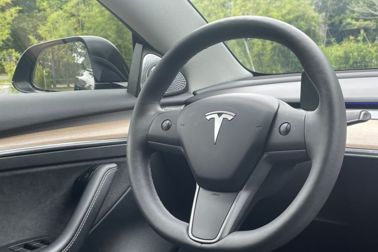 Used Tesla Model 3 2022 Rear-Wheel-Drive Version Interior 5