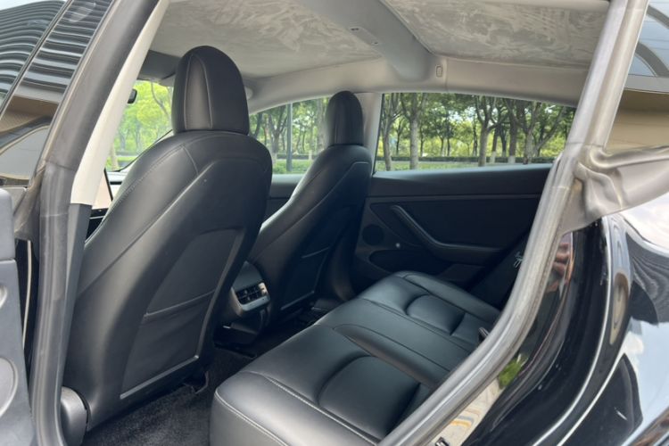 Used Tesla Model 3 2022 Rear-Wheel-Drive Version Interior 5