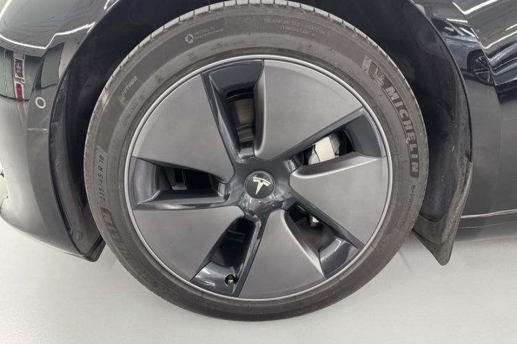 Used Tesla Model 3 2022 Rear-Wheel-Drive Version Interior 6
