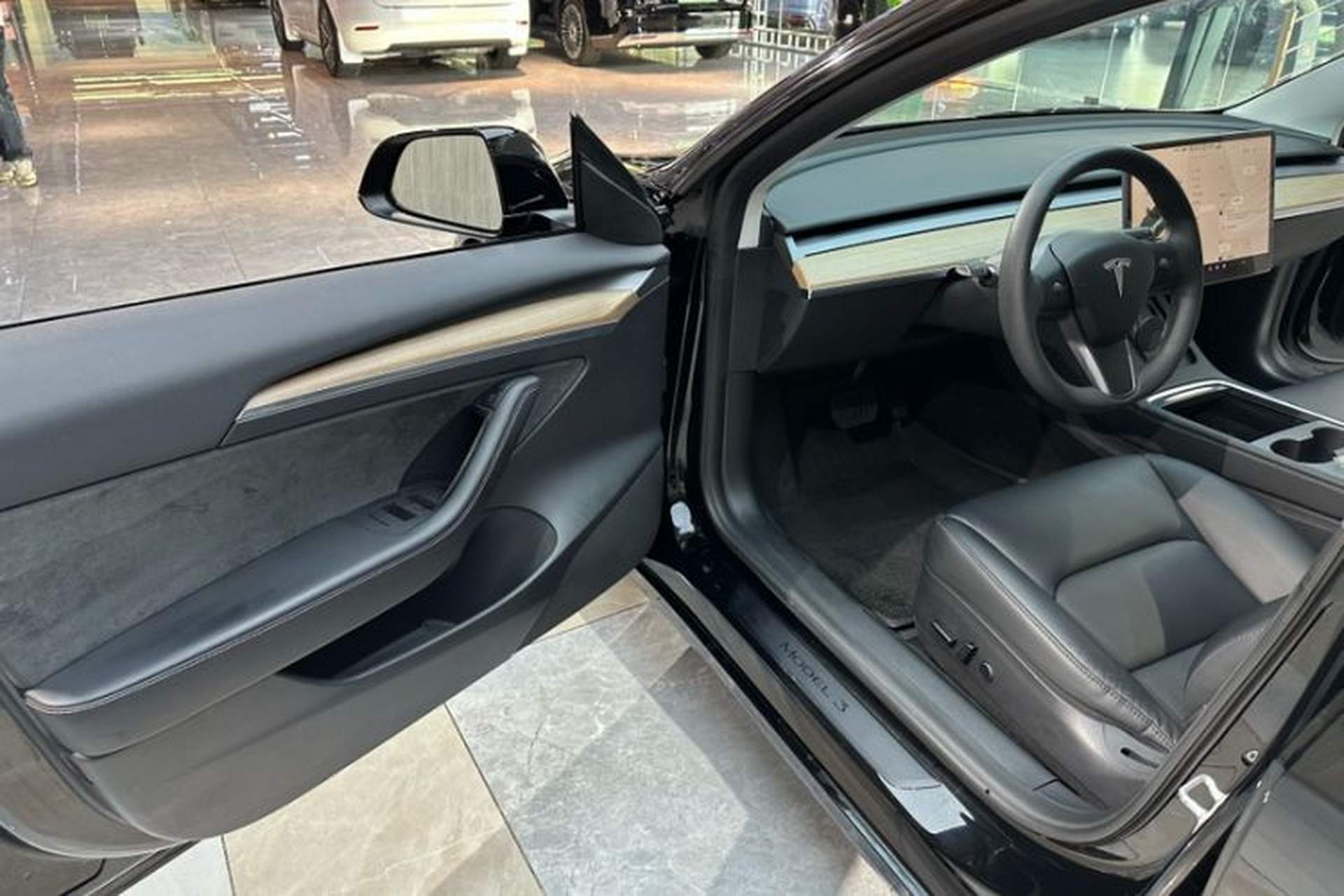 Used Tesla Model 3 2022 Rear-Wheel-Drive Version Interior 7