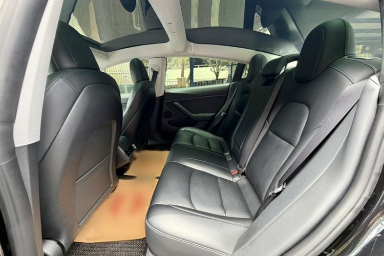 Used Tesla Model 3 2022 Rear-Wheel-Drive Version Interior 7