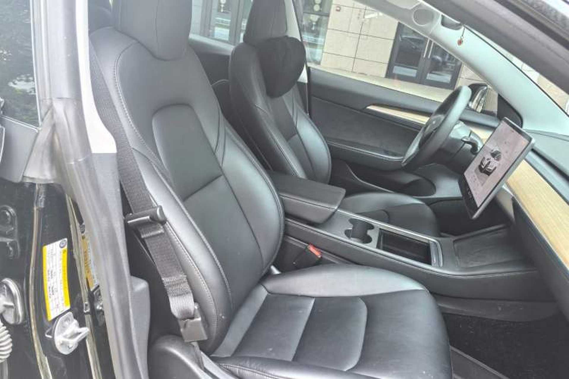 Used Tesla Model 3 2022 Rear-Wheel-Drive Version Interior 7