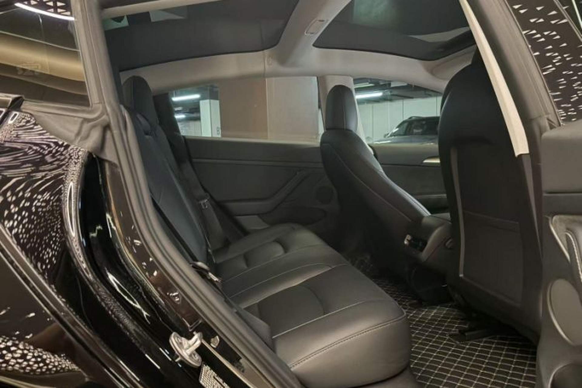 Used Tesla Model 3 2022 Rear-Wheel-Drive Version Interior 7