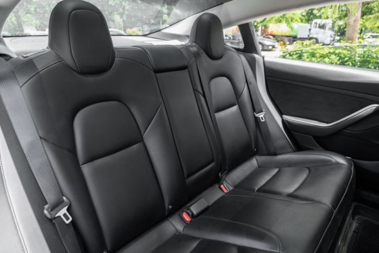 Used Tesla Model 3 2022 Rear-Wheel-Drive Version Interior 7