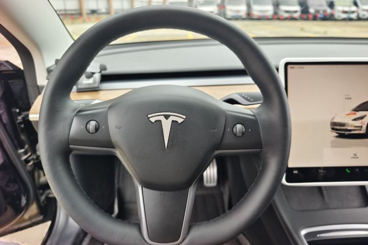 Used Tesla Model 3 2022 Performance High-Performance All-Wheel-Drive Version Interior 8