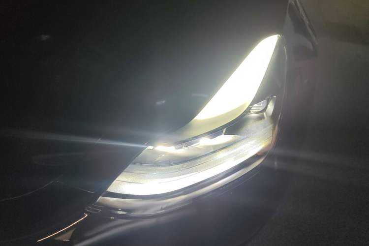 Used Tesla Model 3 2022 Performance High-Performance All-Wheel-Drive Version Left Front Headlight