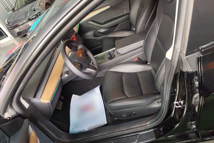 Used Tesla Model 3 2022 Rear-Wheel-Drive Version Left Front Seat