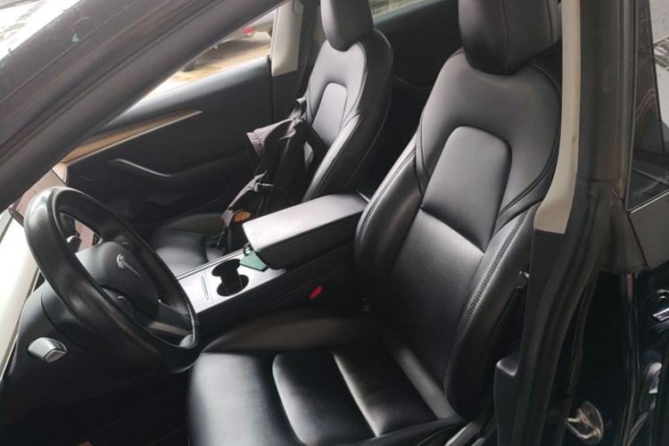 Used Tesla Model 3 2022 Rear-Wheel-Drive Version Left Front Seat