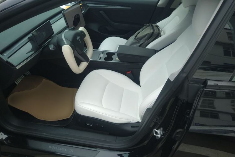 Used Tesla Model 3 2022 Performance High-Performance All-Wheel-Drive Version Left Front Seat