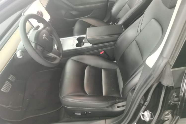 Used Tesla Model 3 2022 Performance High-Performance All-Wheel-Drive Version Left Front Seat