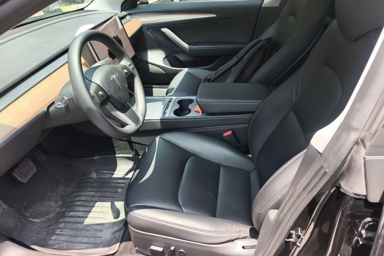 Used Tesla Model 3 2022 Rear-Wheel-Drive Version Left Front Seat