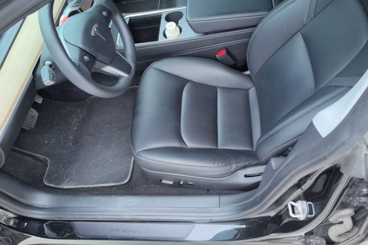 Used Tesla Model 3 2022 Rear-Wheel-Drive Version Left Front Seat