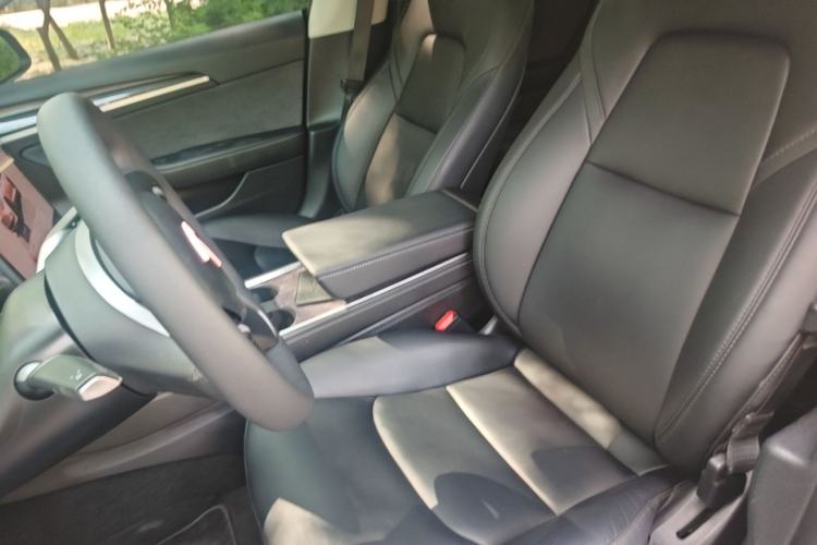 Used Tesla Model 3 2022 Rear-Wheel-Drive Version Left Front Seat
