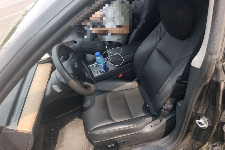 Used Tesla Model 3 2022 Rear-Wheel-Drive Version Left Front Seat