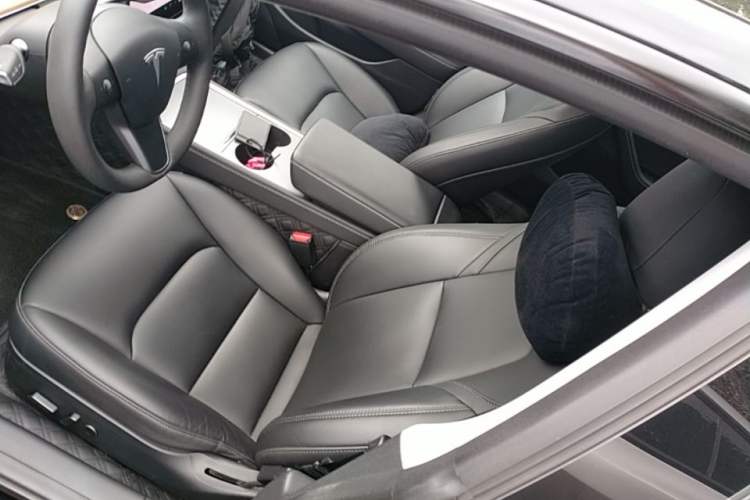 Used Tesla Model 3 2022 Rear-Wheel-Drive Version Left Front Seat