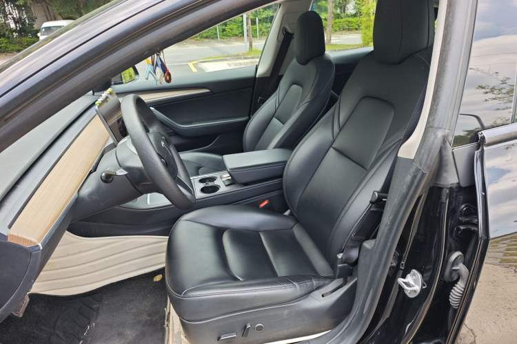 Used Tesla Model 3 2022 Rear-Wheel-Drive Version Left Front Seat