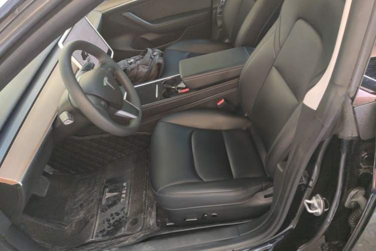 Used Tesla Model 3 2022 Rear-Wheel-Drive Version Left Front Seat