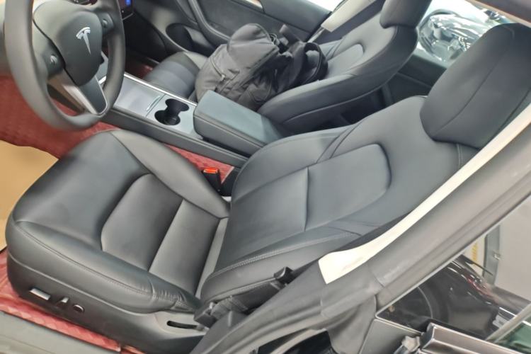 Used Tesla Model 3 2022 Rear-Wheel-Drive Version Left Front Seat