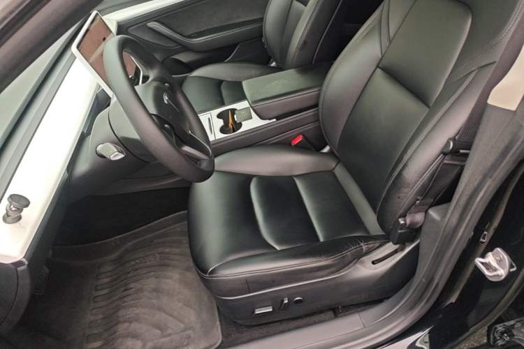Used Tesla Model 3 2022 Rear-Wheel-Drive Version Left Front Seat