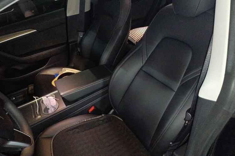 Used Tesla Model 3 2022 Rear-Wheel-Drive Version Left Front Seat