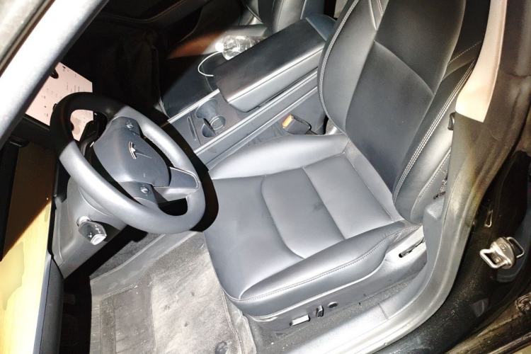 Used Tesla Model 3 2022 Rear-Wheel-Drive Version Left Front Seat
