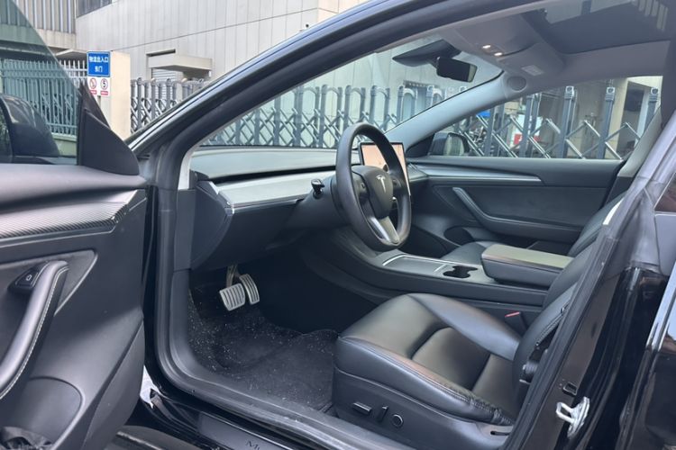 Used Tesla Model 3 2022 Performance High-Performance All-Wheel-Drive Version Left Front Seat