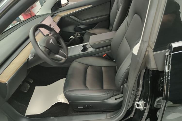 Used Tesla Model 3 2022 Rear-Wheel-Drive Version Left Front Seat