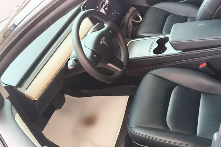 Used Tesla Model 3 2022 Rear-Wheel-Drive Version Left Front Seat
