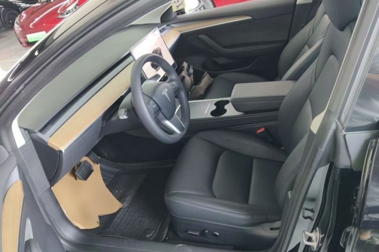Used Tesla Model 3 2022 Rear-Wheel-Drive Version Left Front Seat
