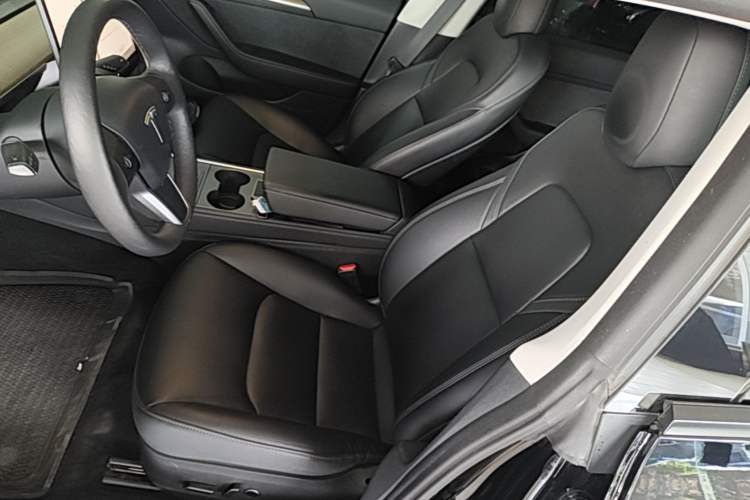 Used Tesla Model 3 2022 Performance High-Performance All-Wheel-Drive Version Left Front Seat