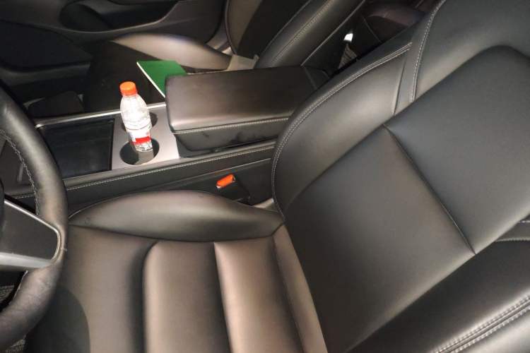 Used Tesla Model 3 2022 Rear-Wheel-Drive Version Left Front Seat