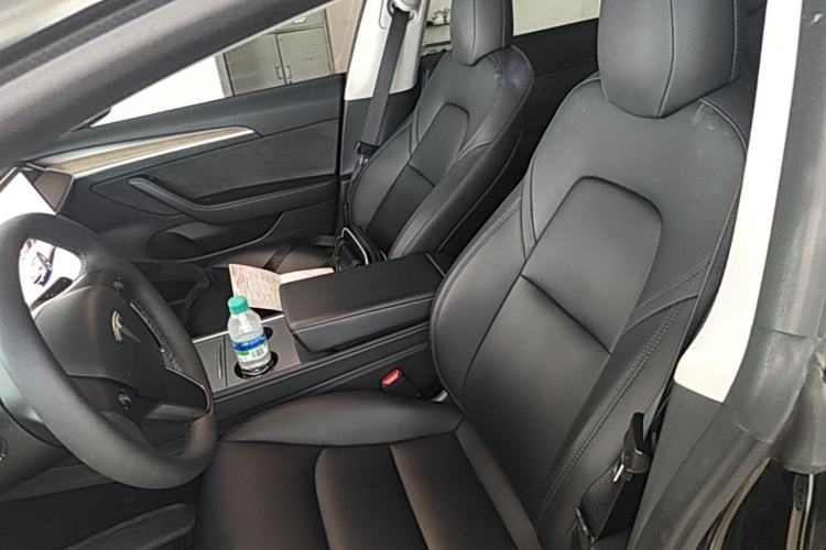 Used Tesla Model 3 2022 Rear-Wheel-Drive Version Left Front Seat