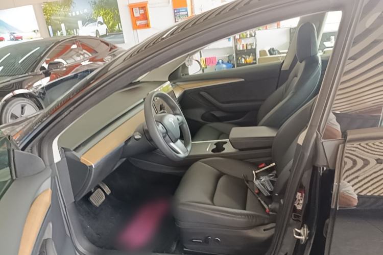 Used Tesla Model 3 2022 Rear-Wheel-Drive Version Left Front Seat