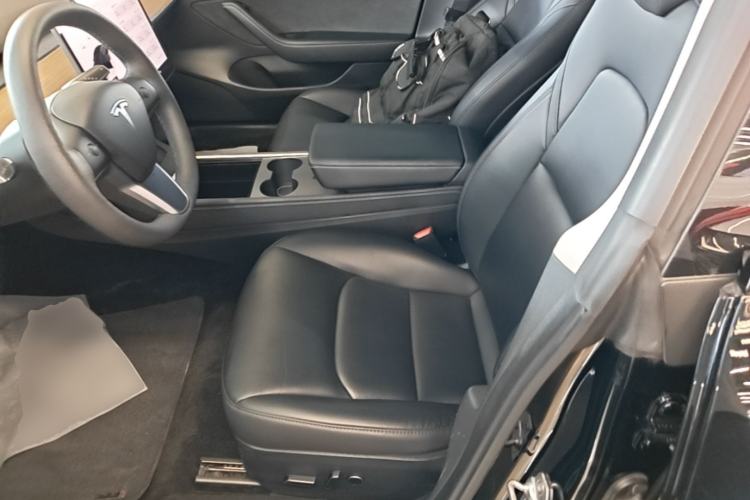 Used Tesla Model 3 2022 Rear-Wheel-Drive Version Left Front Seat