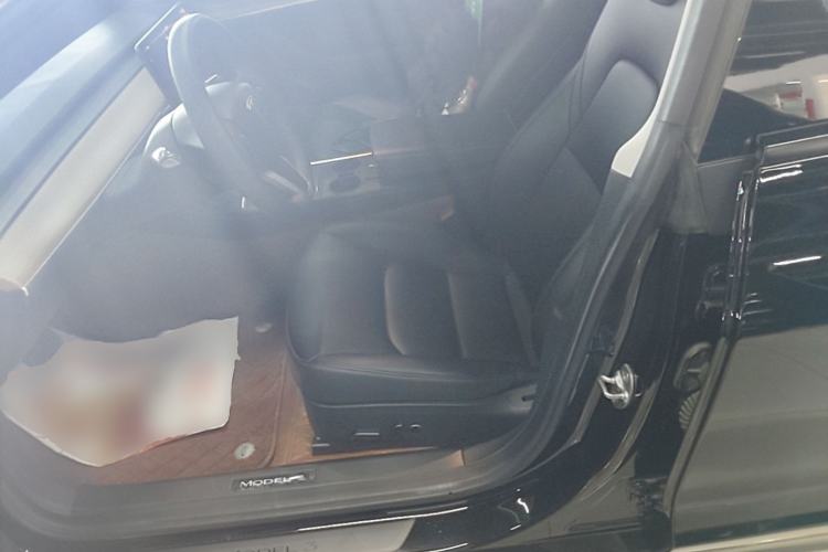 Used Tesla Model 3 2022 Rear-Wheel-Drive Version Left Front Seat