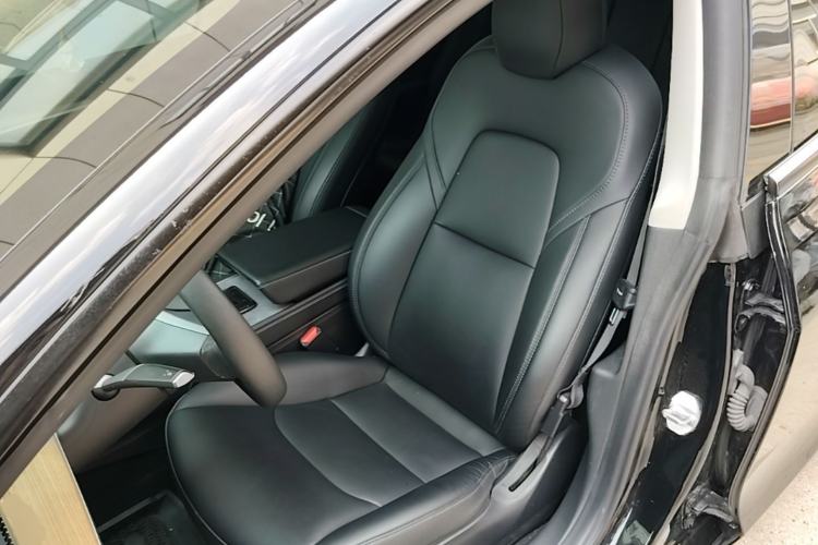 Used Tesla Model 3 2022 Performance High-Performance All-Wheel-Drive Version Left Front Seat