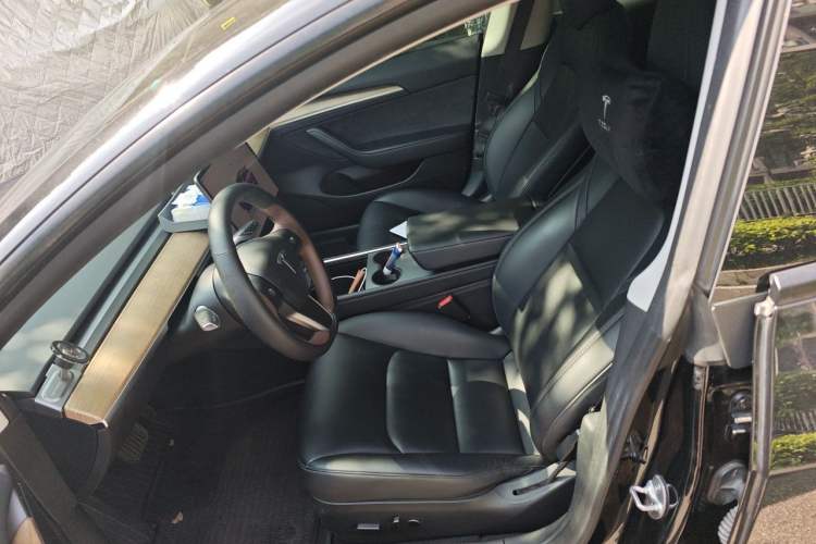 Used Tesla Model 3 2022 Rear-Wheel-Drive Version Left Front Seat