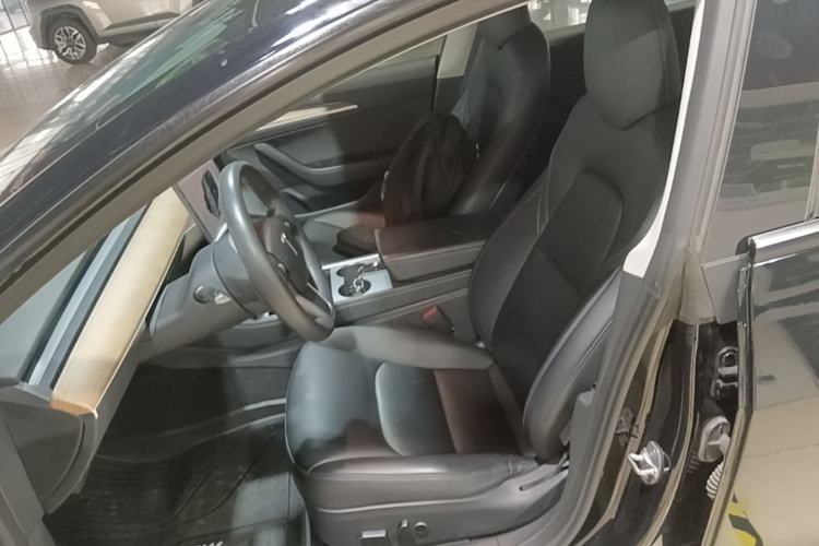 Used Tesla Model 3 2022 Rear-Wheel-Drive Version Left Front Seat