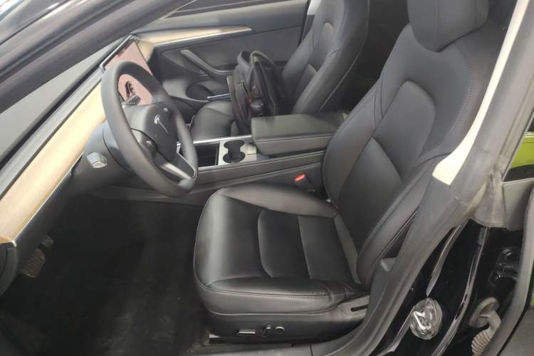 Used Tesla Model 3 2022 Rear-Wheel-Drive Version Left Front Seat