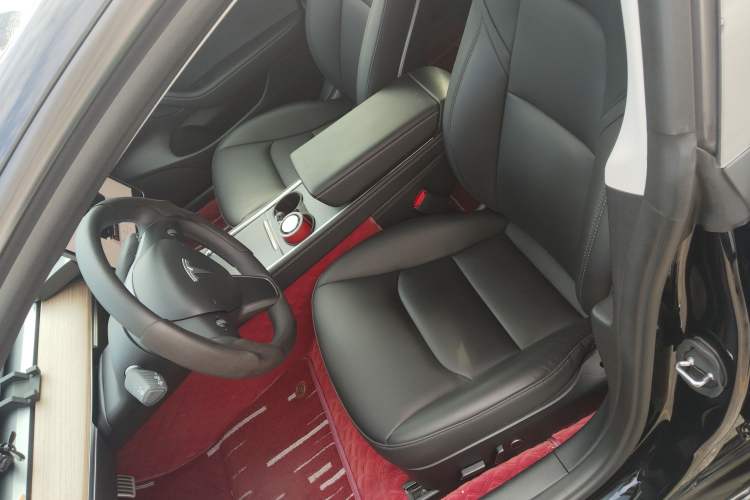Used Tesla Model 3 2022 Rear-Wheel-Drive Version Left Front Seat