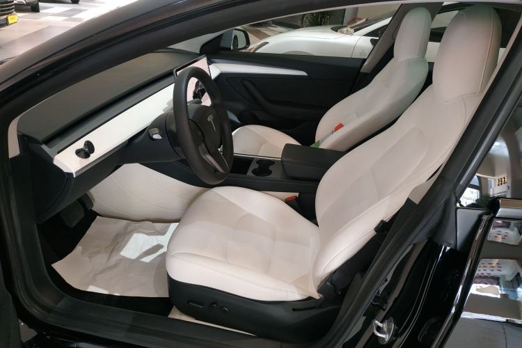 Used Tesla Model 3 2022 Rear-Wheel-Drive Version Left Front Seat