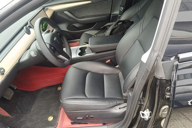 Used Tesla Model 3 2022 Rear-Wheel-Drive Version Left Front Seat